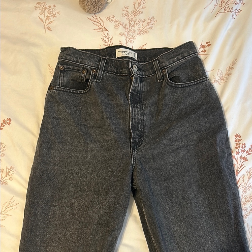 Abercrombie & Fitch Black Wash High Rise Jeans
